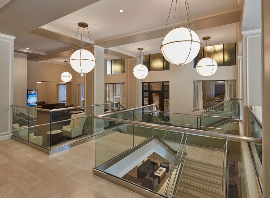 Amtrak Chicago Metro Lounge