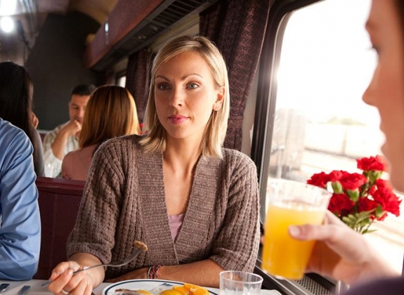 Traditional Dining onboard Amtrak