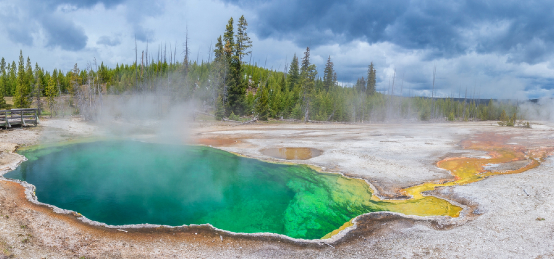west thumb geyser at yellowstone national park
